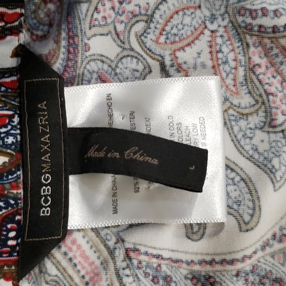 BCBG MaxAzria Women's Large blouse. - Picture 9 of 16